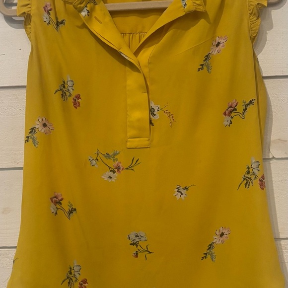 LOFT Deep Yellow Ruffled Sleeveless Blouse in size XS
Great Condition! - Picture 10 of 12